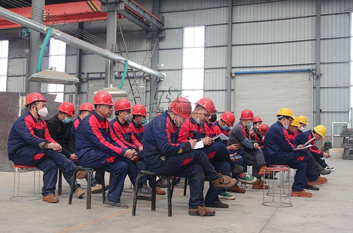 車間安全教育現(xiàn)場 車間安全教育現(xiàn)場