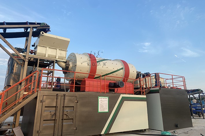 土壤淋洗設(shè)備運(yùn)行現(xiàn)場(chǎng) 土壤淋洗設(shè)備運(yùn)行現(xiàn)場(chǎng)