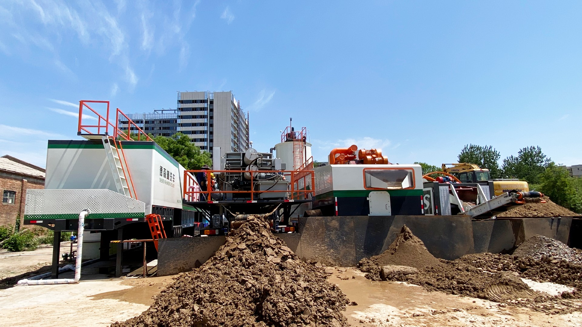 土壤修復(fù)現(xiàn)場(chǎng)